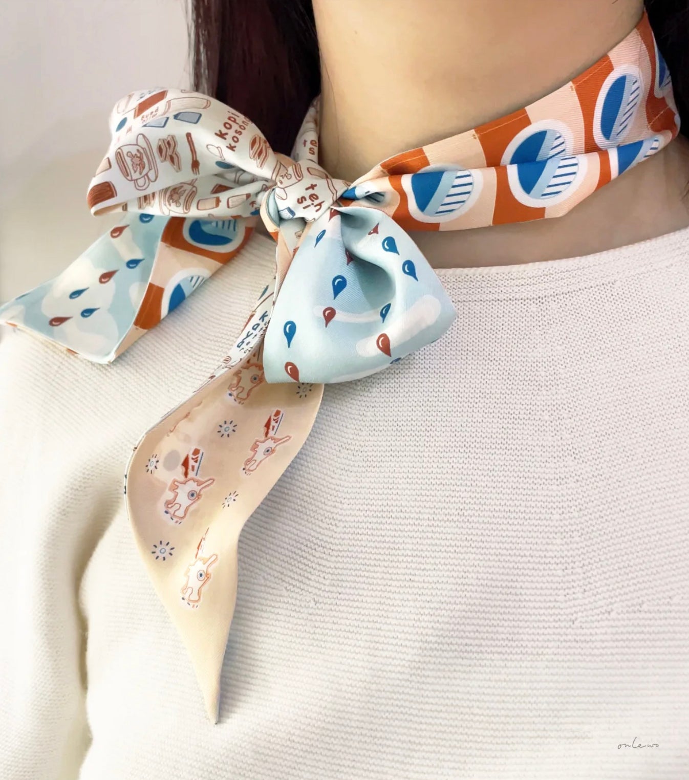 SLIM SILK SCARF