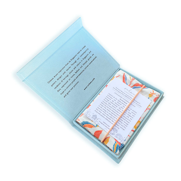‘ORCHID BATIK’ Passport Sleeve